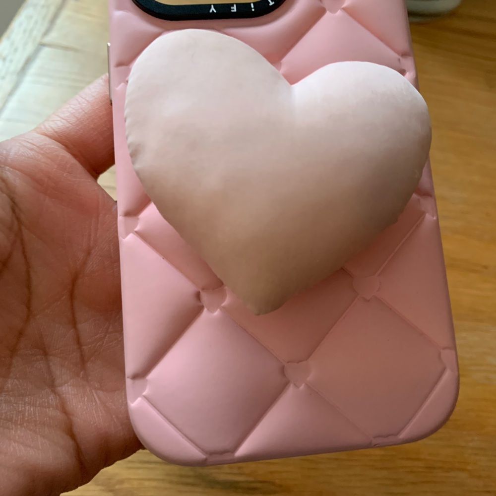 iPhone 14 Pro Casetify Heartbreaker Grippy Case - Picture 5 of 14